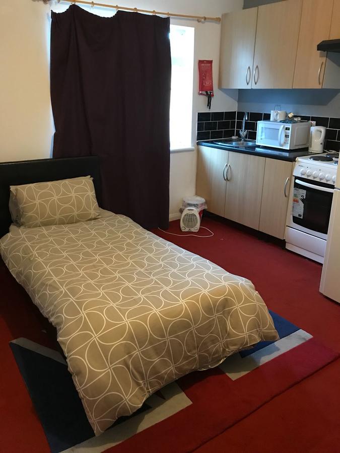 Hatfield Save-Money Rooms - 10Over10 For Price! Exteriör bild