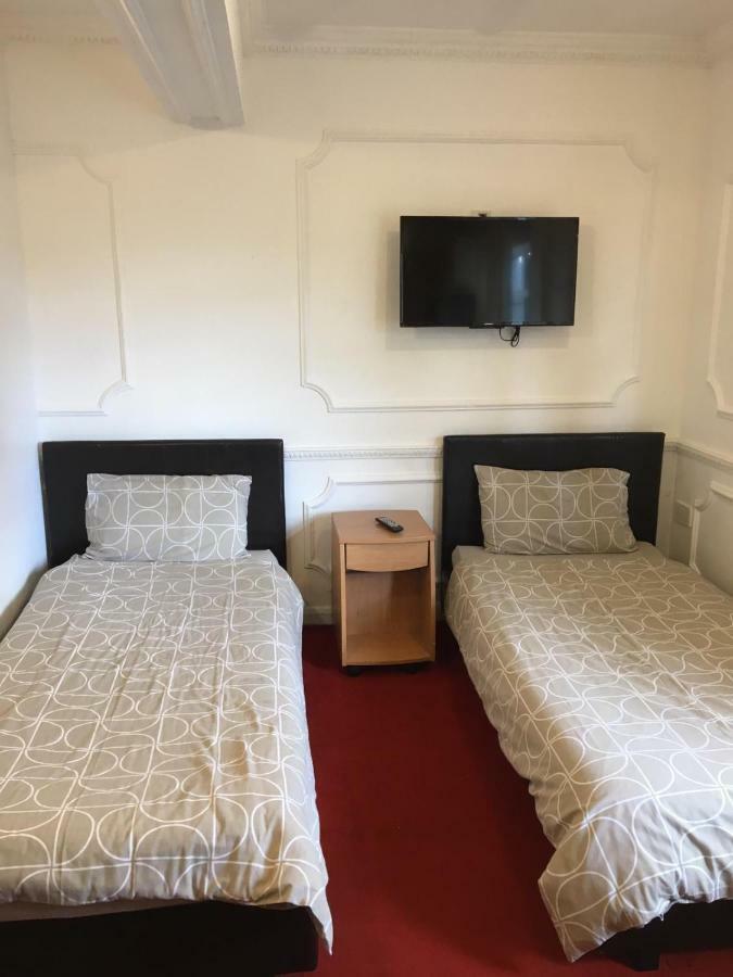 Hatfield Save-Money Rooms - 10Over10 For Price! Exteriör bild