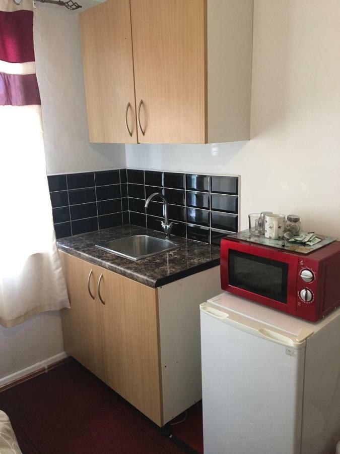 Hatfield Save-Money Rooms - 10Over10 For Price! Exteriör bild